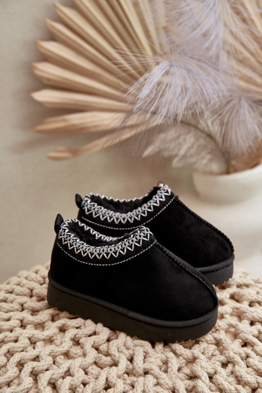 Detské snehové topánky s platformou, zateplené s kožušinou vo vnútri v čiernej farbe Vilabria