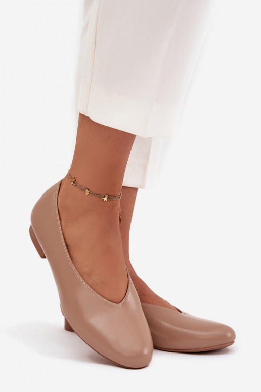 Dámske balerínky z umelej kože s širokými podpätkami v béžovej farbe Olyssia