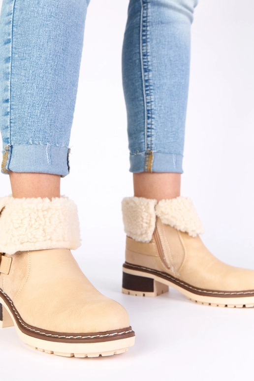 Pieskové čižmy na podpätku s ohybným...