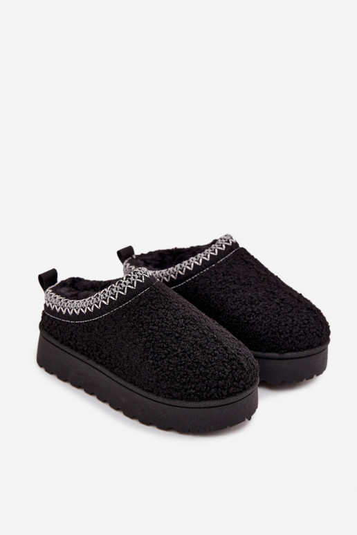 Detské snehové topánky pre mladých s kožušinou typu Baranek čiernej farby Selathiel