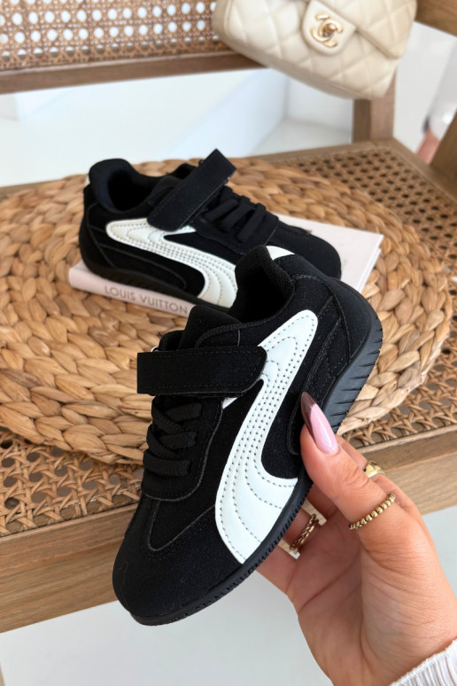 Detské športové tenisky so suchým zipsom čiernej a bielej farby Perrin