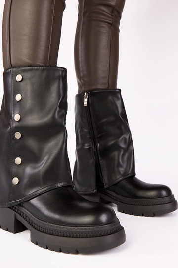 Čierne čižmičky s ohnutým...