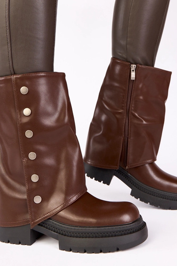 Čokoládové čižmy s ohnutým... 2