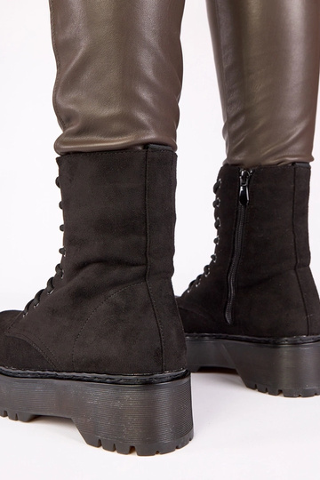 Čierne platformové topánky...