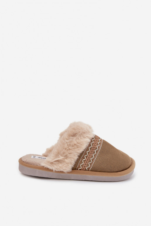 Papuče Dámske s kožušinou I Haftem zelená farba Devianne