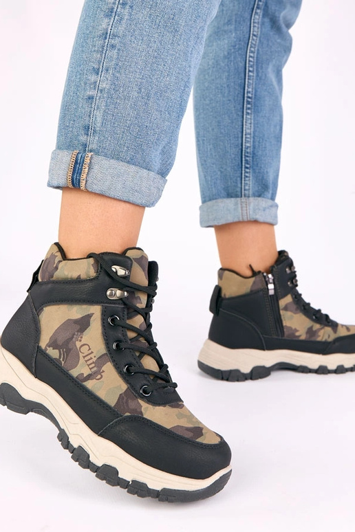 Čierne tenisky na platforme s...