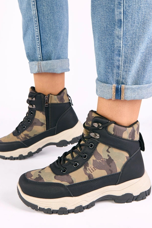 Čierne tenisky na platforme s...