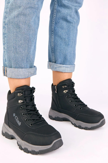 Čierne tenisky na platforme...