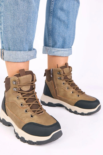 Tmavohnedé tenisky na...