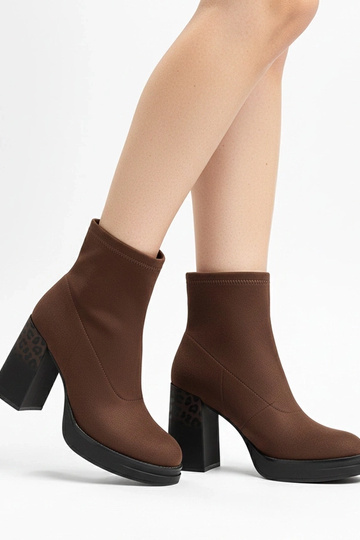 Hnedé topánky na podpätku s... 2