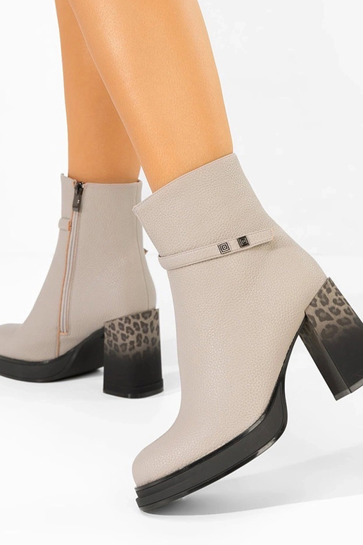 Šedé topánky na podpätku s leopardím...