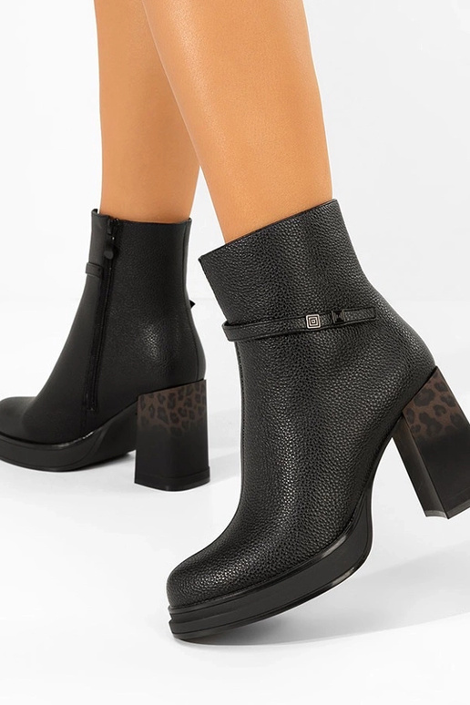 Čierne topánky na podpätku s...