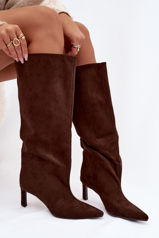 Dámske dlhé čižmy z umelého semišu, nazúvacieho typu s tenkými podpätkami, čokoládovej farby Phelin