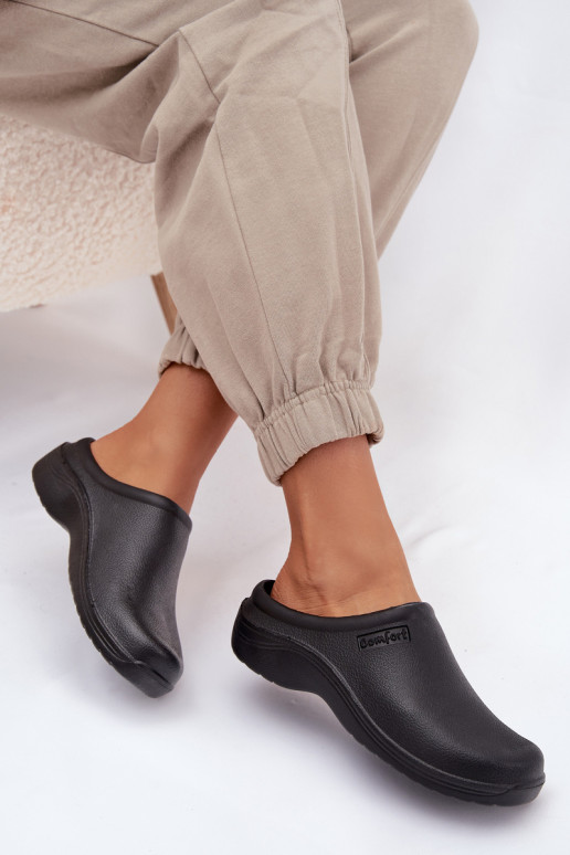 Ľahké papuče Papuče Dreváky Dámske čierna Parissa