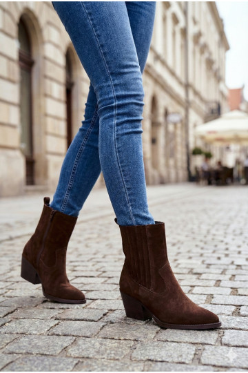 Čokoládové semišové dámske cowboyské topánky s podpätkami, zateplené Dylira