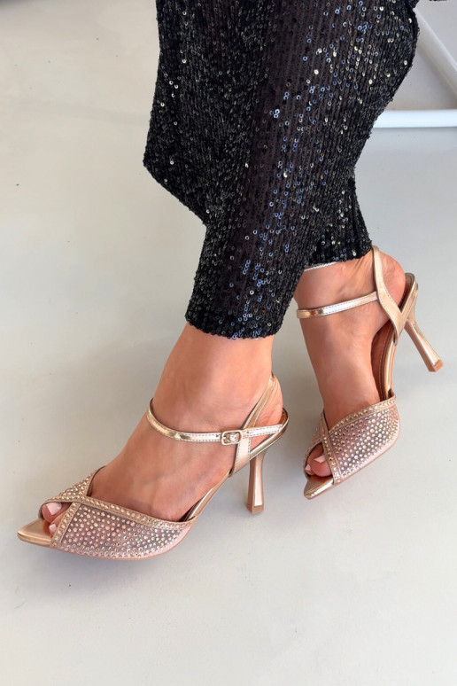 Dámske sandále s tenkými podpätkami S Dekoráciou Szampańskie Peloria