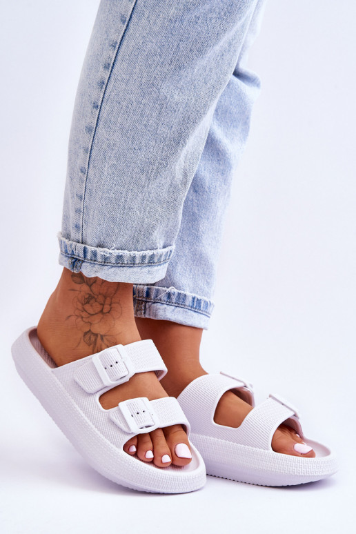 Dámske penové žabky S pruhmi biela farba Sharmen