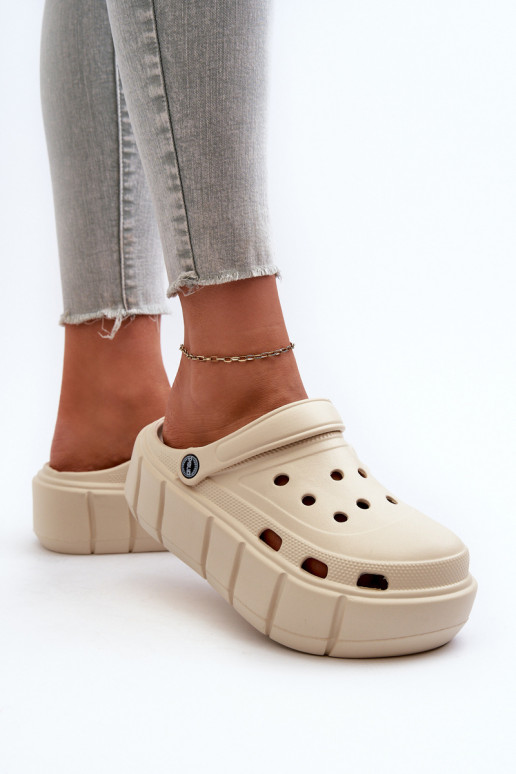 Ľahké papuče Dámske papuče s platformou béžová Itubia