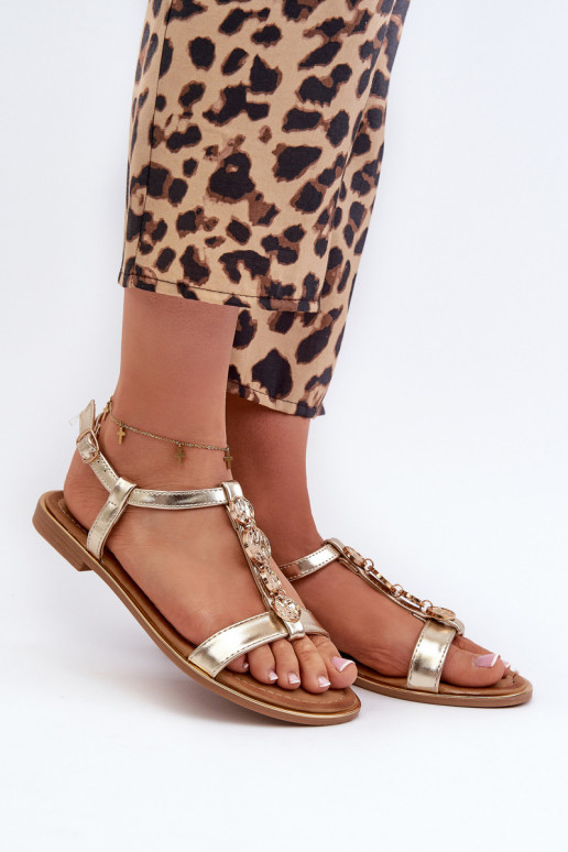 Sandále pre ženy s krásnymi detailmi zlatej farby Muridia