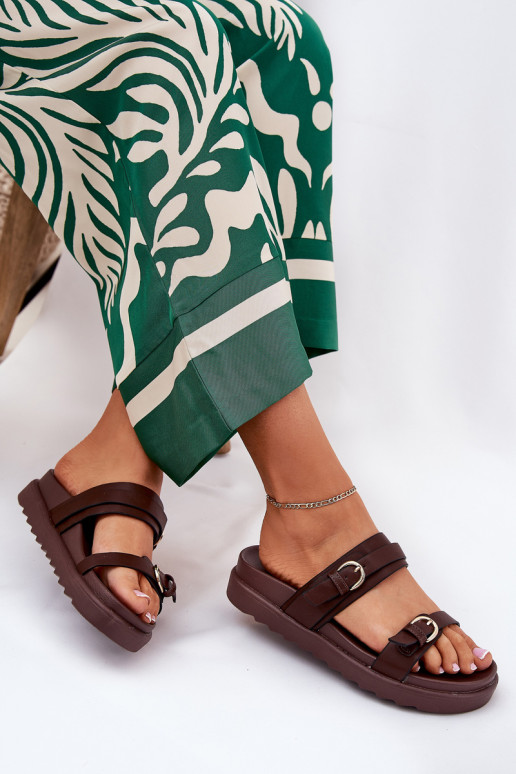 Dámske papuče s platformou Ze zlatej farbymi s prackamimi Hnedá farba INernone