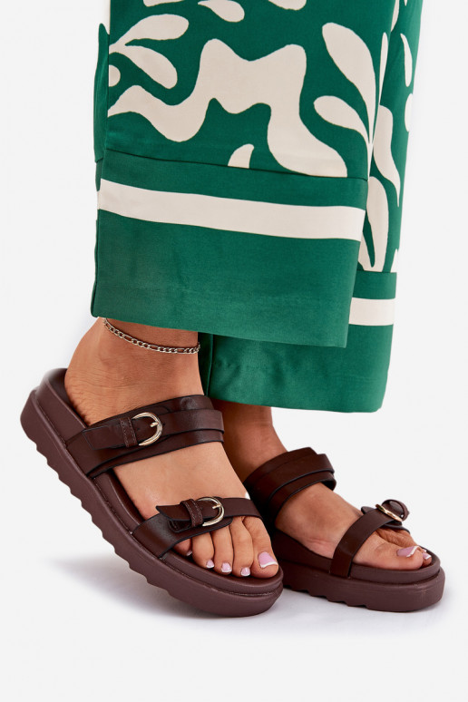 Dámske papuče s platformou Ze zlatej farbymi s prackamimi Hnedá farba INernone