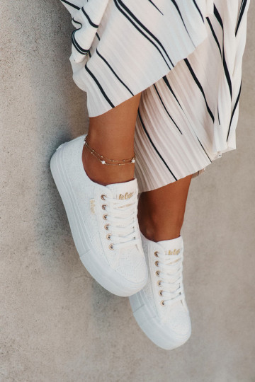 Bežná obuv s čipkou Lee Cooper LCIN-25-31-3438L biela farba