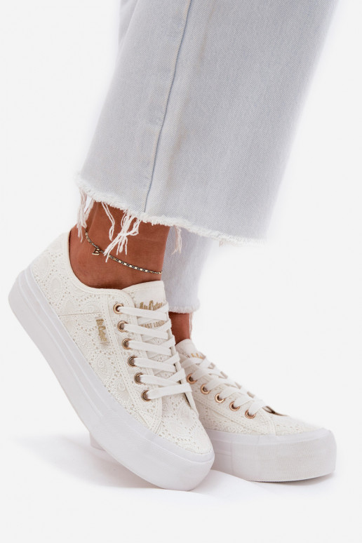 Bežná obuv s čipkou Lee Cooper LCIN-25-31-3438L biela farba