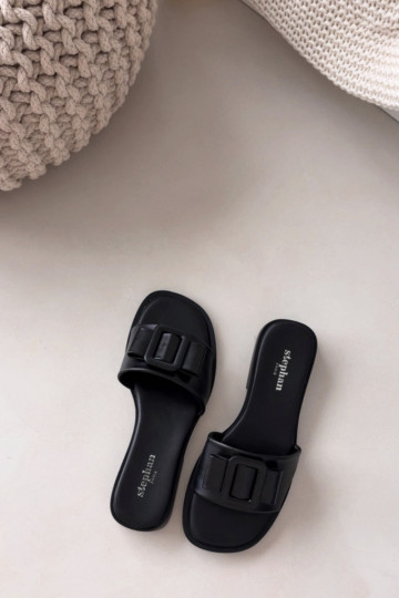 Dámske papuče so širokými podpätkami s prackami čierna Melivra 2