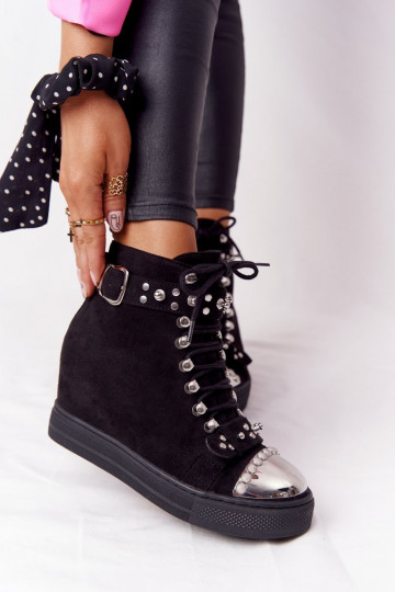 zahriať sa Čižmy Zapnuté INedge zo semišu čierna Lu Boo