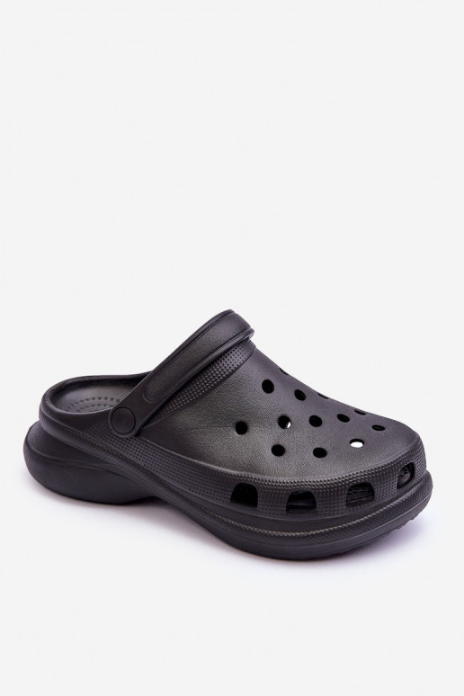 Penové šľapky Crocs s trendovou masívnou podrážkou čierna Katniss