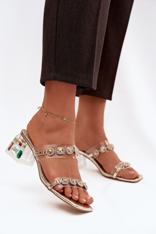 Dámske papuče so svietiacimi otvormi D&A MR1037-02 zlatej farby