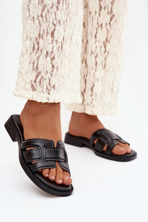 Dámske papuče so širokými podpätkami čierna Lorania