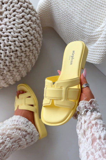 Dámske papuče so širokými podpätkami žltá Lorania