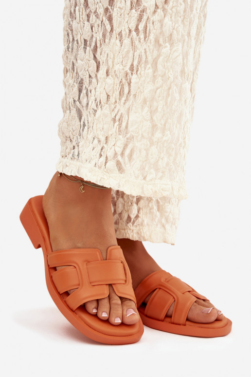 Dámske papuče so širokými podpätkami oranžová Lorania