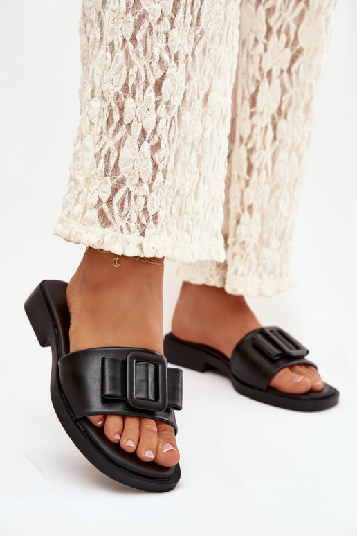 Dámske papuče so širokými podpätkami s prackami čierna Melivra