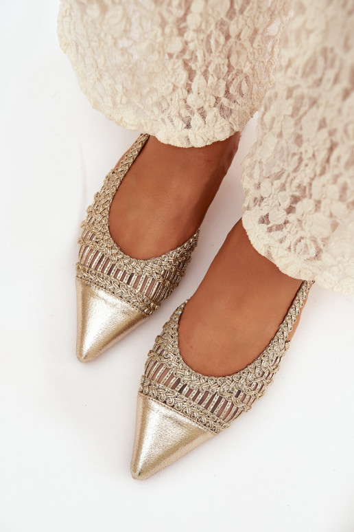 Dámske sandále S vrkočom Zapnuté Klocku zlatej farby Nivorra