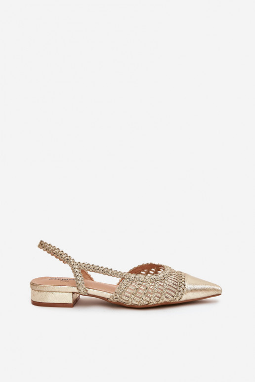 Dámske sandále S vrkočom Zapnuté Klocku zlatej farby Nivorra
