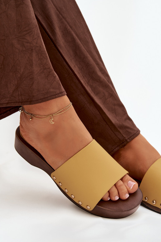 Dámske papuče s nitmi žltá Terissa