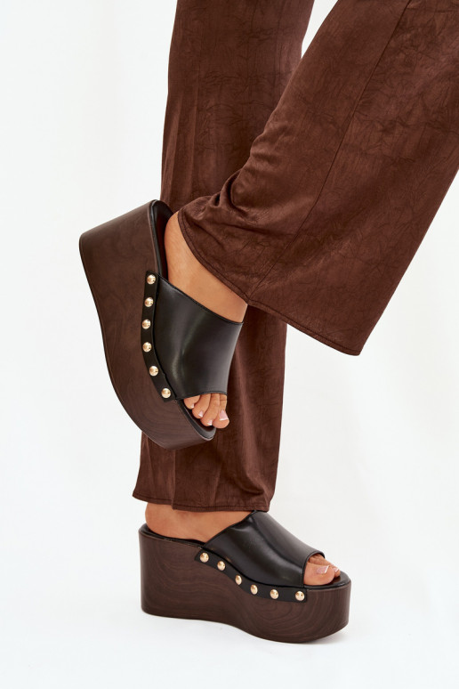 Dámske papuče Zapnuté INedge s nitmi čierna Máreline