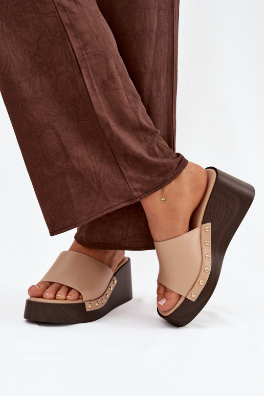 Dámske papuče Zapnuté INedge Ze zlatej farbymi Svorníky béžová Arionne