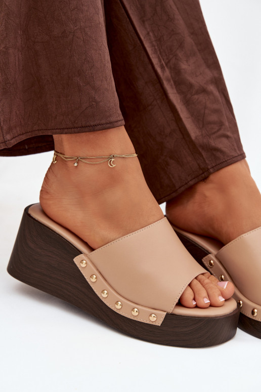 Dámske papuče Zapnuté INedge Ze zlatej farbymi Svorníky béžová Arionne