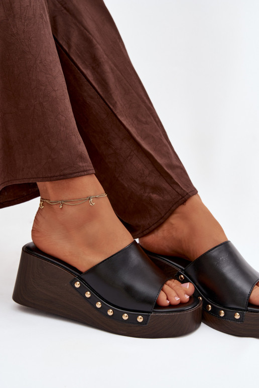 Dámske papuče Zapnuté INedge Ze zlatej farbymi Svorníky čierna Arionne