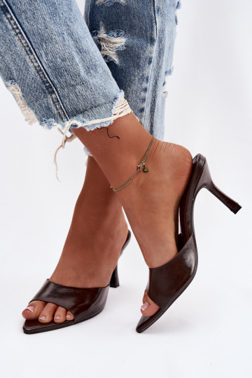 s lakovým efektom Dámske papuče s podpätkami CzekoladoIne Lirissa 2