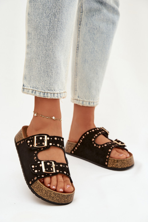 Dámske papuče Ze zlatej farbymi s prackamimi A cvoky čierna Tervina