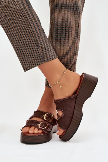 Dámske papuče s platformou Ze zlatej farbymi s prackamimi CzekoladoIne Renelisse 2