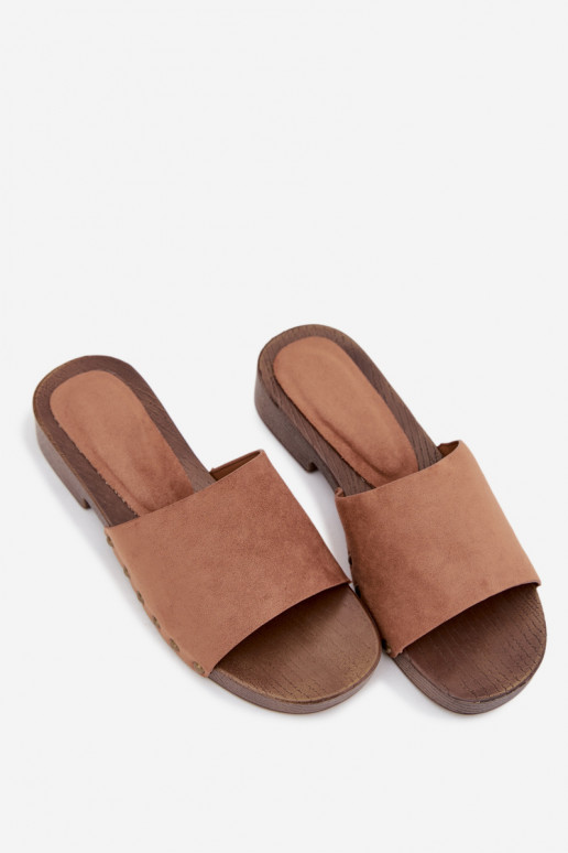 Dámske papuče so širokými podpätkami Ze zlatej farbymi Svorníky Hnedá farba Girella