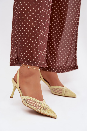 sandále s prelamovanými prvkami s tenkými podpätkami žltá Hanelis 2