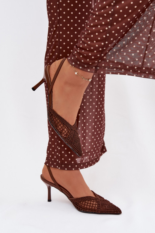 sandále s prelamovanými prvkami s tenkými podpätkami Hnedá farba Hanelis