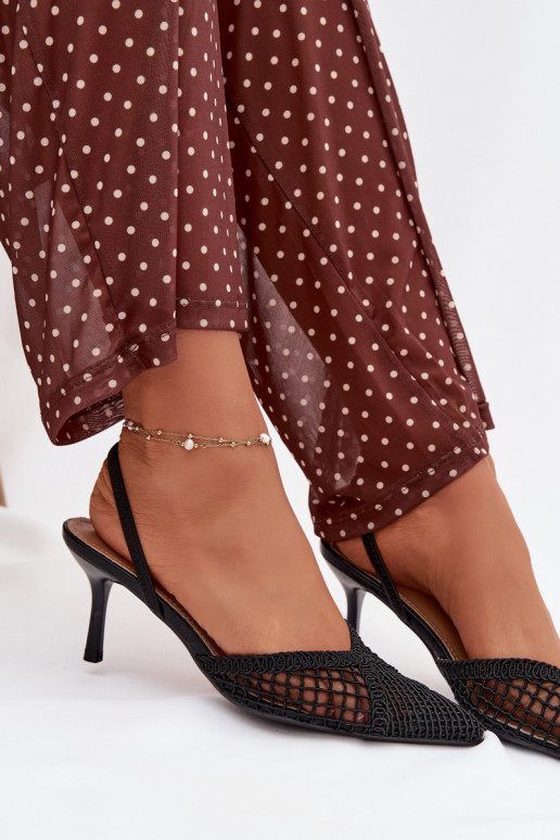 sandále s prelamovanými prvkami s tenkými podpätkami čierna Hanelis