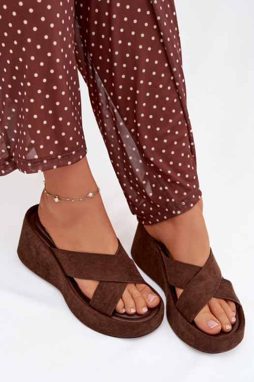 Dámske papuče Zapnuté INedgez eko semišuu CzekoladoIne Calorine